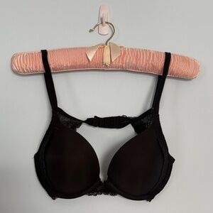 Victoria's Secret Dream Angels Push-Up Bra in Black